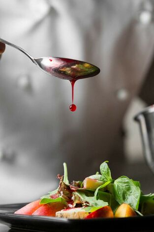 Chef Pays Chef Pays
