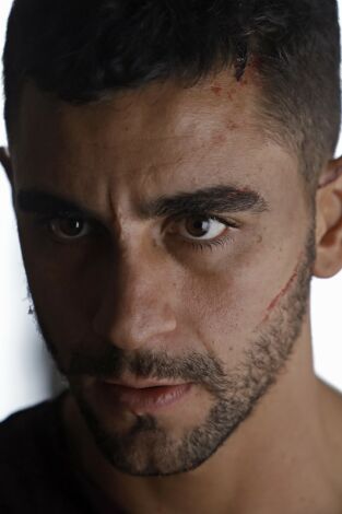 La víctima número 8 (T1): Ep.3 Empezar a creer