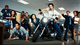 Turno de Noche (T4): Ep.10 Renacer Turno de Noche (T4): Ep.10 Renacer