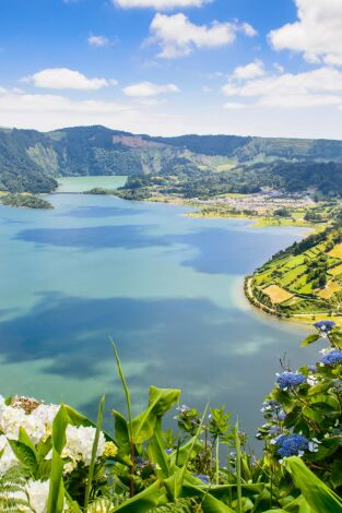 Las Azores, un jardín en el corazón del océano Las Azores, un jardín en el corazón del océano