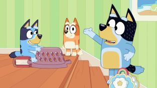 Bluey (T1): Ep.10 Hotel
