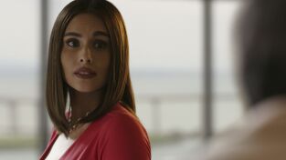 Almost Paradise (T2): Ep.7 Con todo Almost Paradise (T2): Ep.7 Con todo