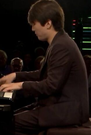 Cho interpreta Debussy, Schumann y Chopin Cho interpreta Debussy, Schumann y Chopin