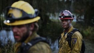 Fire Country (T3): Ep.9 Entrando en calor Fire Country (T3): Ep.9 Entrando en calor
