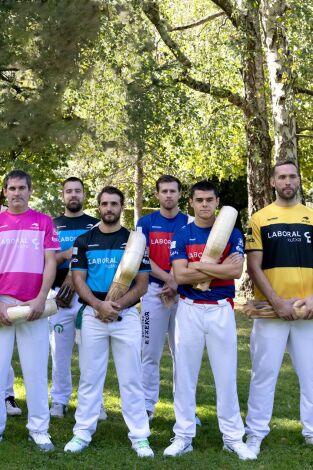 Hamaika esateko jaioak Hamaika esateko jaioak