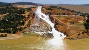 Tras el desastre: Presas Tras el desastre: Presas