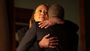 9-1-1 (T8): Ep.16 La última alarma