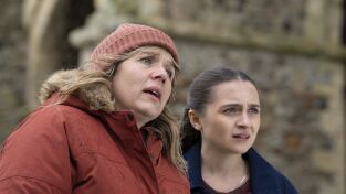 Los casos de Pearl Nolan (T3): Ep.2 La Muerte, el Diablo y el Tonto