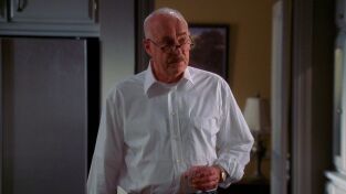 El guardián (T3): Ep.10 Nadando