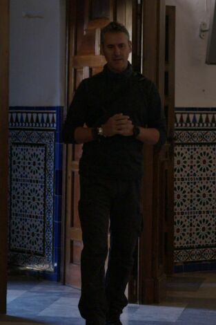 Extraterrestres. Ellos están entre nosotros: El cura de los OVNIs