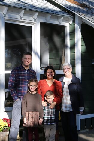 Restauradores de cabañas: Cimentaciones sobre Pleasant Pond