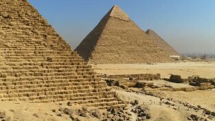 Tesoros perdidos de Egipto: Las pirámides de los Reyes Sol