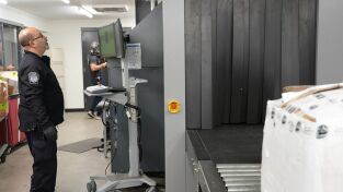 Control de aeropuertos: USA: Meta, una madre y malhechores