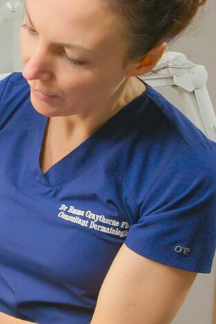 Dr. Emma: clínica dermatológica: ¡No hagas eso en casa!