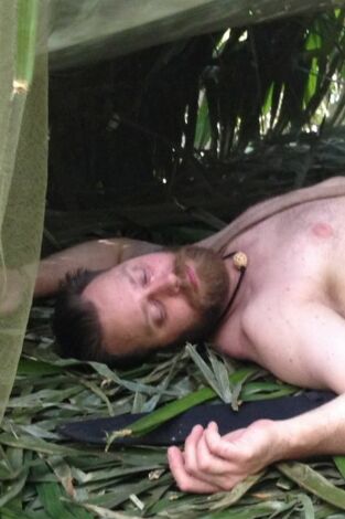 Aventura en pelotas: Todo se derrumba