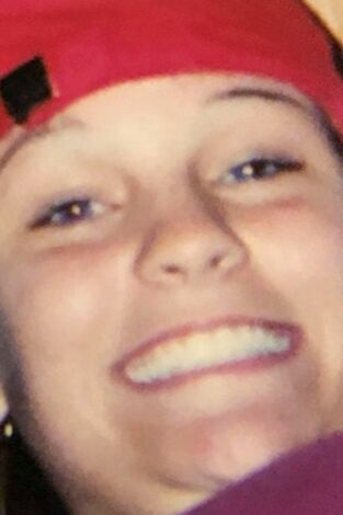 Chicas malas (T2): Ep.2 El asesino del campamento de la iglesia