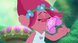Trolls: ¡No pierdas el ritmo! (T2): Ep.37 Glamping / La flor de Poppy