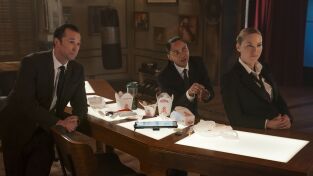 Las reglas del juego: Redención (T3): Ep.4 Golpe en el pueblo de los sableadores clónicos