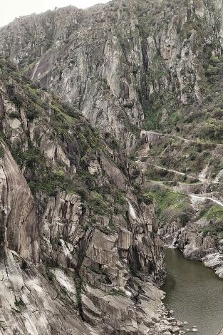 Megaestructuras franquistas: El Plan Badajoz