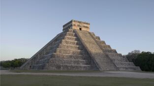 Los Mayas: auge y caída de un imperio: Colapso