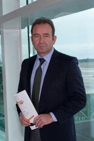 Afers exteriors: Últim capítol