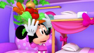 Los cuentos de Minnie: Campamento Minnie (T1): Ep.3 Cena sobre la muuuarcha
