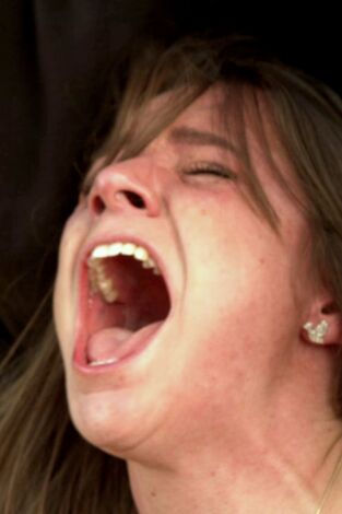 Muerte en el pantano: Una chica de familia religiosa