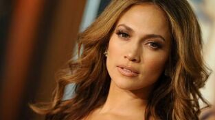 Behind the Music (2021): Jennifer Lopez