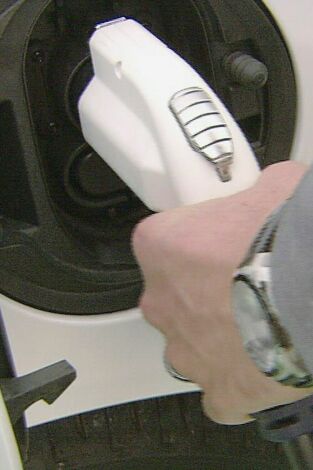 Así se hace (MAX): Estaciones de recarga de vehículos