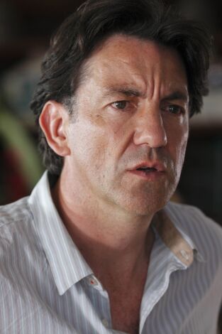 Crimen en el paraíso (T3): Ep.1 La muerte de un detective