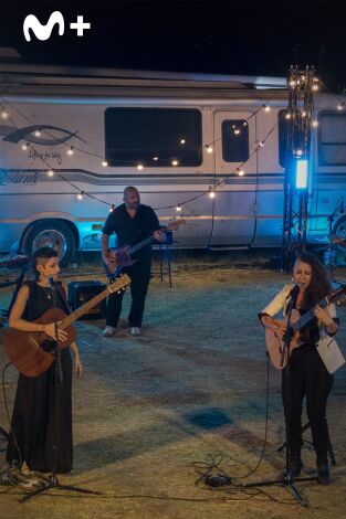 Grandes Éxitos: Carretera, Gasolina y Verbena: Vol. 3: buscando el sol en la playa