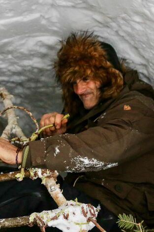 Rutas salvajes con Ed Stafford (aka Ed Stafford: solo en la isla): La montaña Changbai