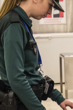 Control de fronteras: España: Episodio 9