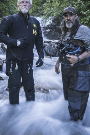 La fiebre del oro: aguas bravas: Dos equipos, un sueño