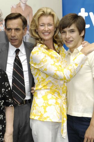 Cuéntame cómo pasó (T11): Ep.9 Los nombramientos siempre llegan en moto