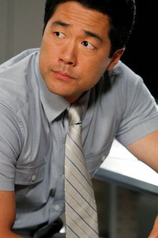 El mentalista (T4): Ep.2 Pequeño libro rojo