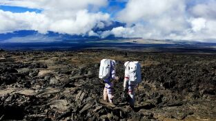 Nuestro planeta (One Strange Rock): Escape