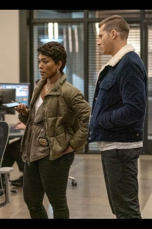 9-1-1 (T2): Ep.13 Pelea o vuela