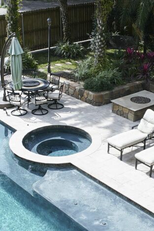 Mansiones con encanto: Rivera vs. lujo frente al lago