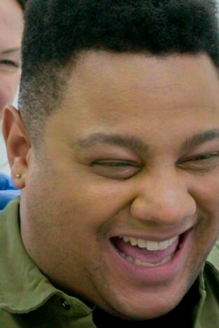 Dr. Emma: clínica dermatológica: Lucy, Chloe, Austin y Daniel