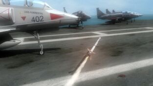 Segundos catastróficos: Explosión en un portaviones