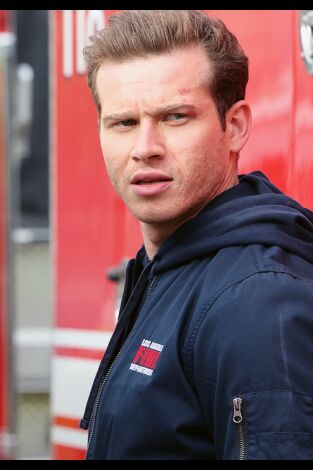 9-1-1: Lone Star (T2): Ep.3 Resiste