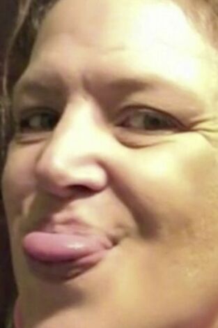 Grabaciones de un asesinato: El hombre de la camiseta roja