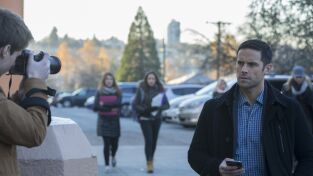 Motive (T4): Ep.7 La mano muerta