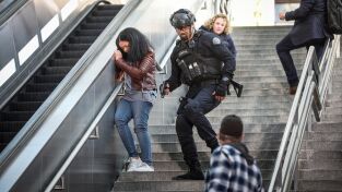 S.W.A.T.: Los hombres de Harrelson (T3): Ep.16 La traición de la pólvora