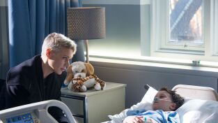 Motive (T4): Ep.6 Intromisión