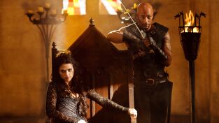 Merlín (T4): Ep.12 La espada en la piedra (I)