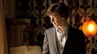 Sherlock (T1): Ep.1 Estudio en rosa