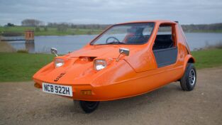 Car S.O.S.: Bond Bug