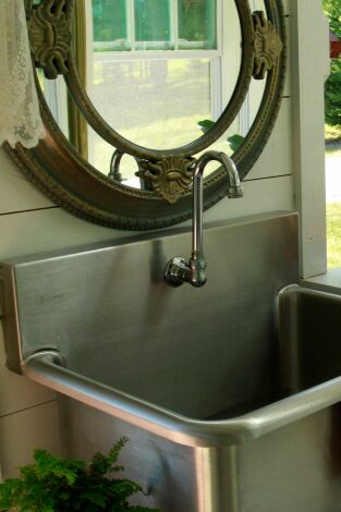 Minicasas sobre ruedas: Un parque de bomberos móvil diminuto